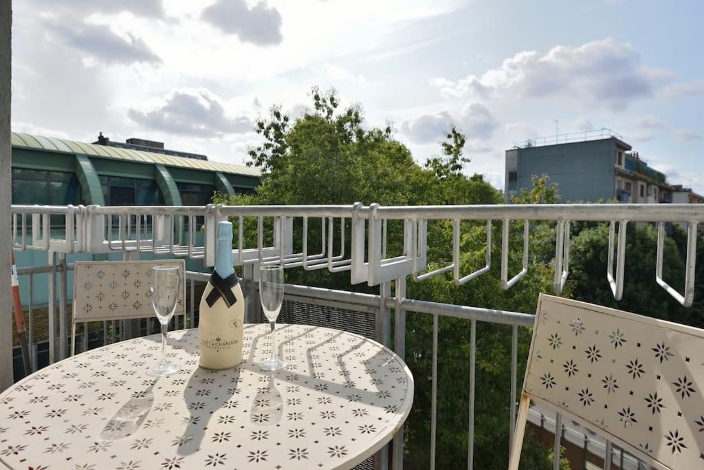 Appartamento Super-Convenient, 3 Mins To Kings Cross Londra Esterno foto